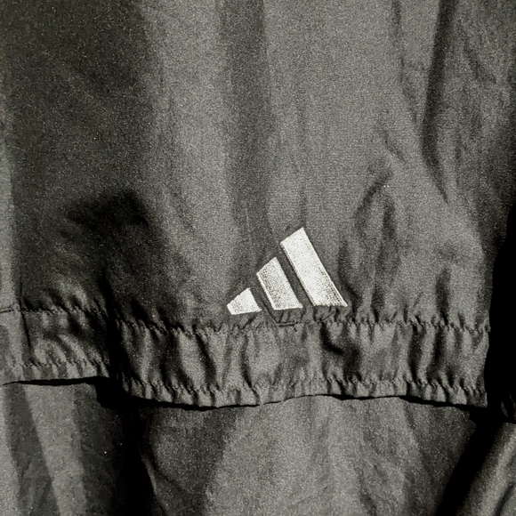 Vintage Adidas hooded black windbreaker, mesh lining, snap buttons. Mens Large. - Picture 6 of 13